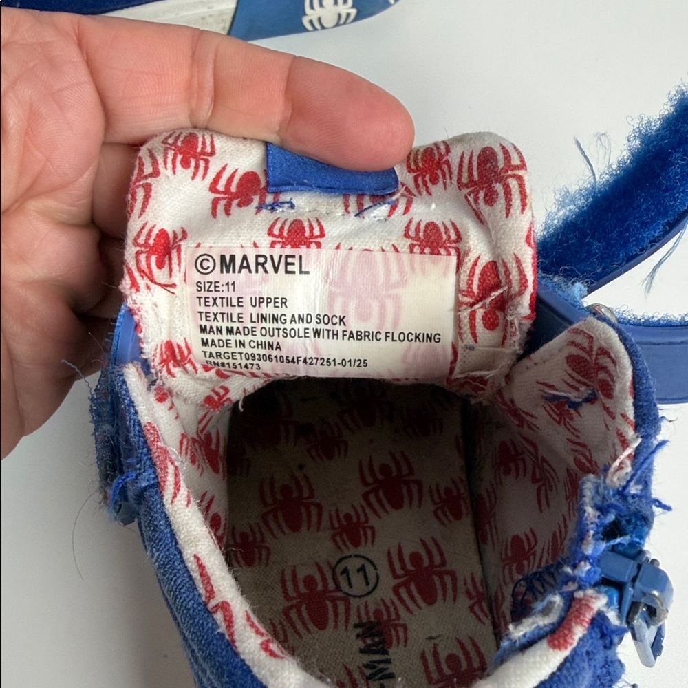 Marvel Spider-Man Kids Sneakers - Red and Blue - Picture 4 of 4